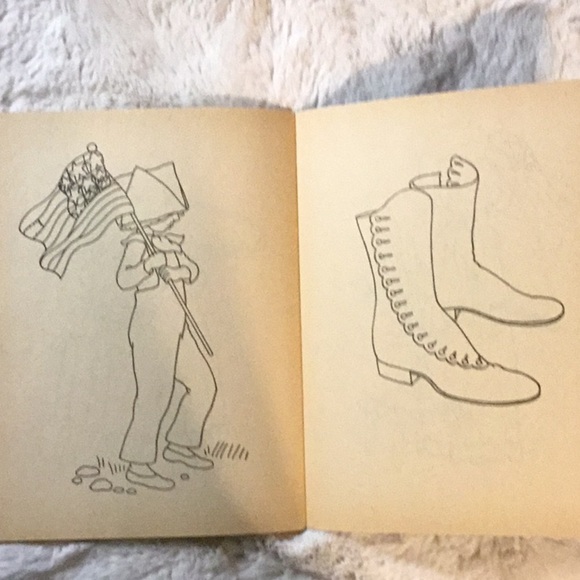 VINTAGE 1976 UNUSED Holly Hobbie Coloring Books Lot of 2 Rand McNally Set - Picture 12 of 16